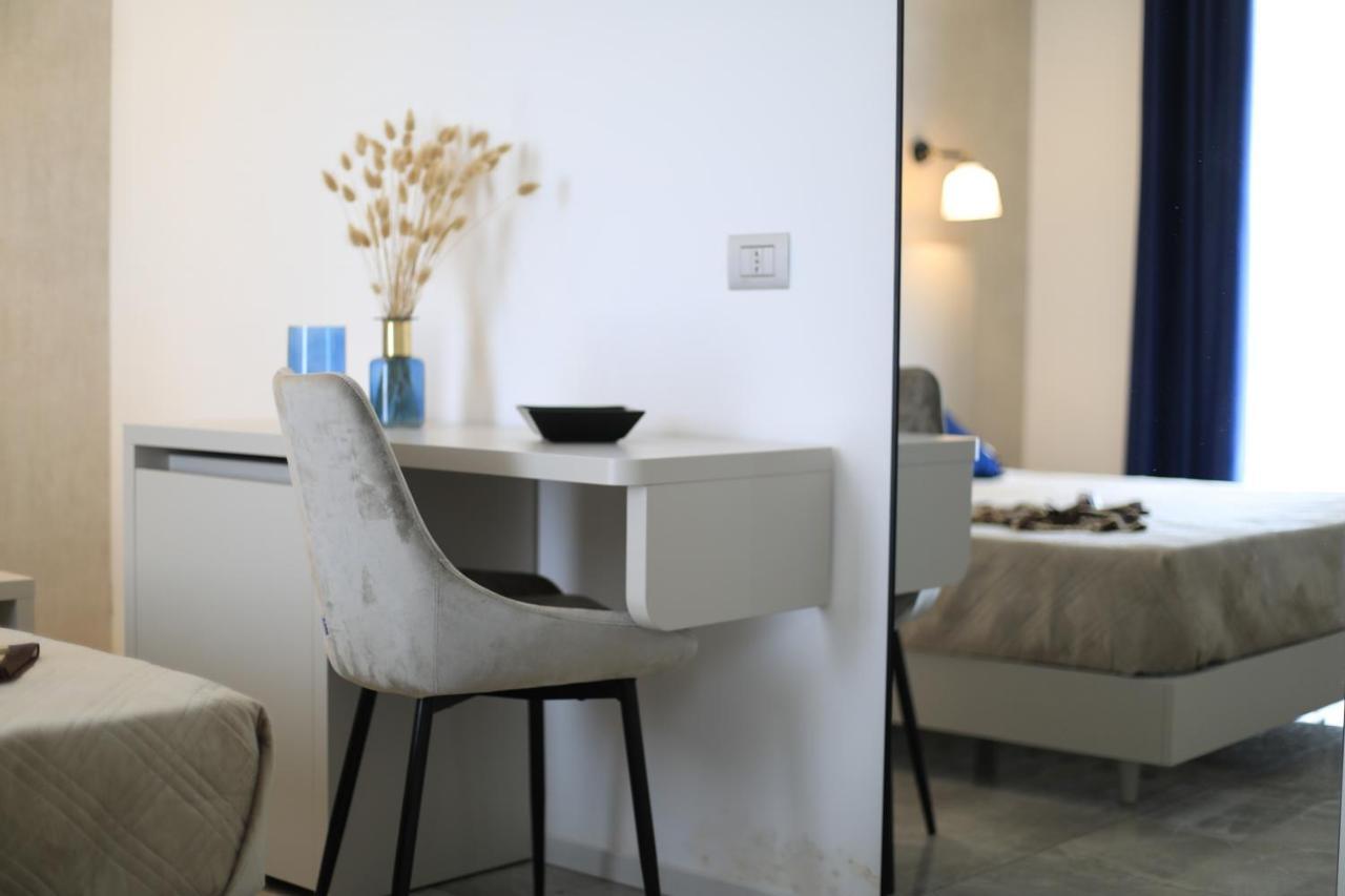 Calaluna Rooms Porto Cesareo Exterior photo